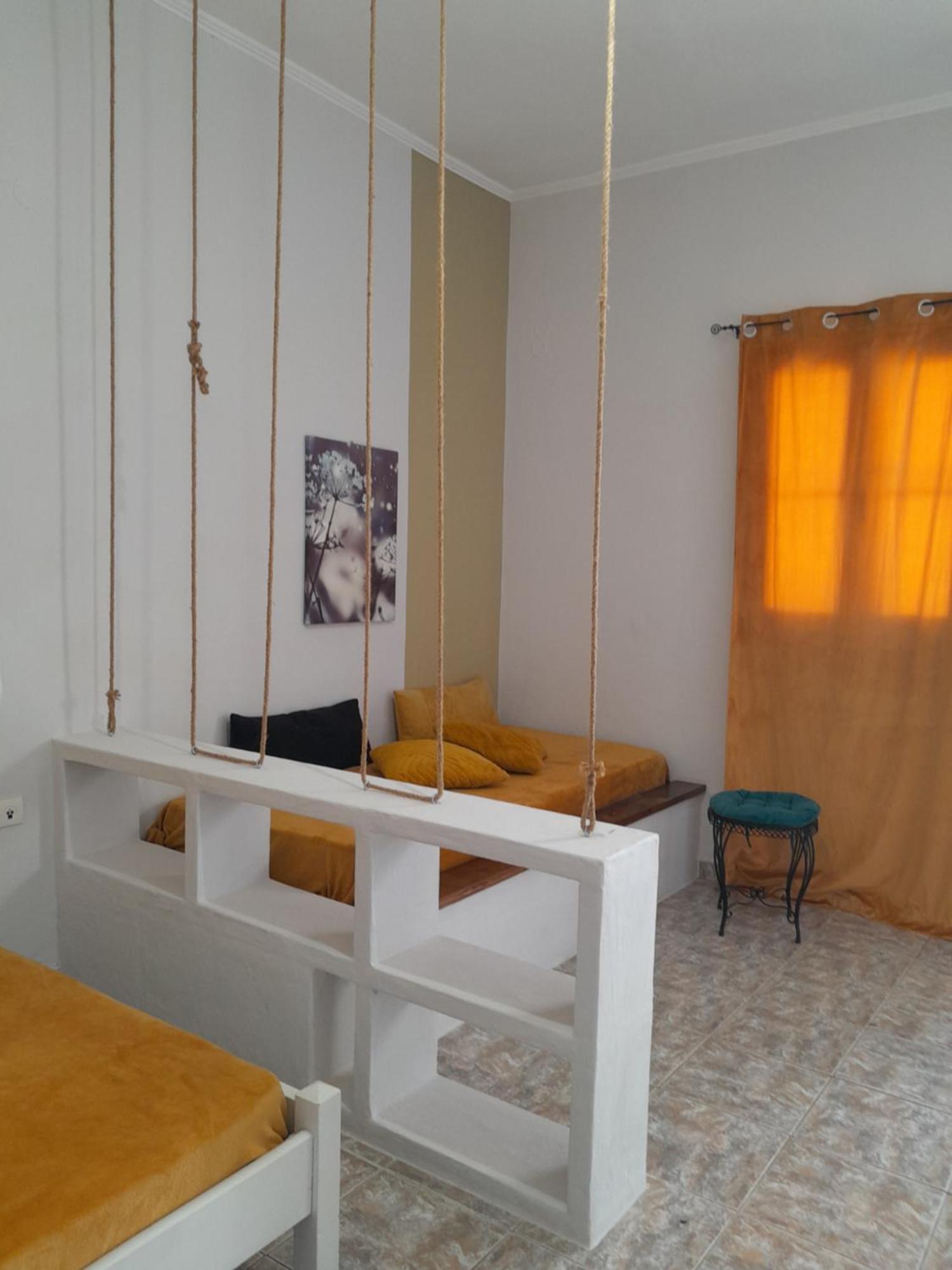 Overhill Apartments Adamas Extérieur photo